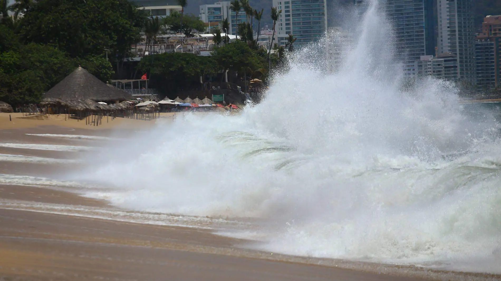 930728_Acapulco Mar de Fondo-3_impreso